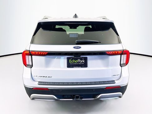 Used 2025 Ford Explorer Platinum w/ LUX Leather Package image 7