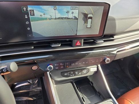 New 2026 Kia Carnival SX Prestige FWD image 10