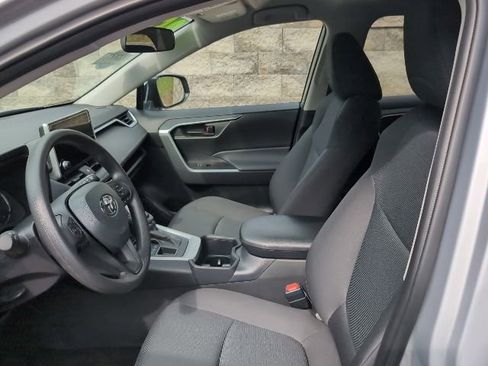 Used 2025 Toyota RAV4 LE image 13