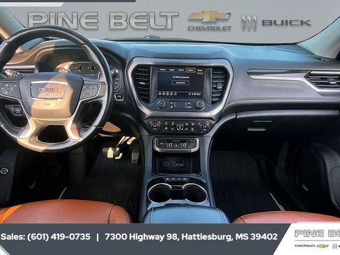 Used 2020 GMC Acadia AT4 w/ Driver Alert Package II AWD/4WD image 13