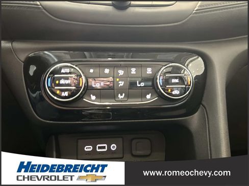 Used 2023 Buick Encore GX Select w/ Experience Buick Package AWD/4WD image 23