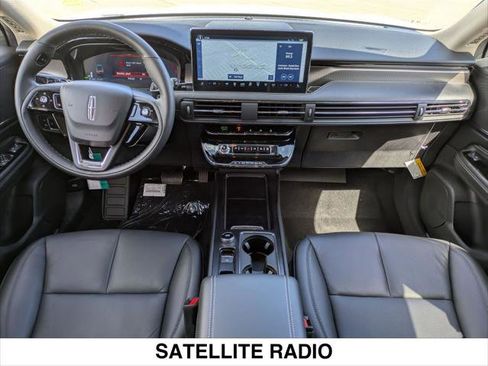 New 2025 Lincoln Corsair Grand Touring image 12