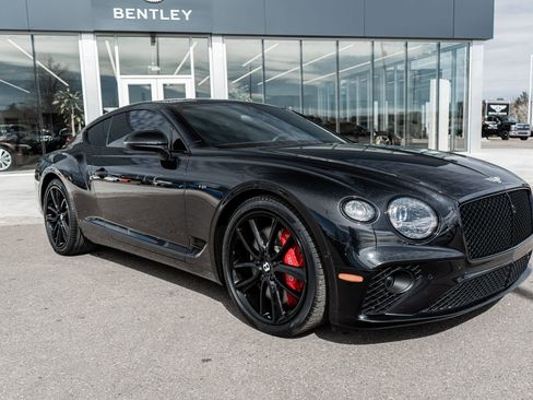 Used 2022 Bentley Continental GT image 18