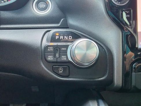 Used 2025 RAM 1500 Laramie AWD/4WD image 24