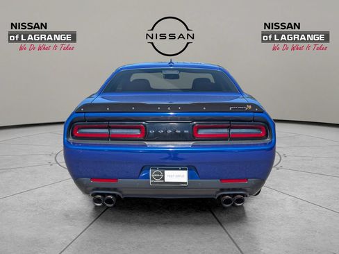 Used 2021 Dodge Challenger R/T Scat Pack RWD image 6