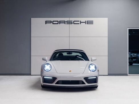 Certified 2024 Porsche 911 Targa 4 GTS w/ Premium Package AWD/4WD image 12