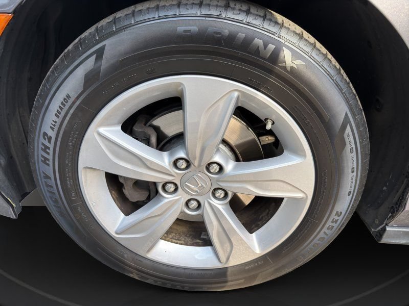 Used 2020 Honda Odyssey EX-L w/ RES & Navigation image 24