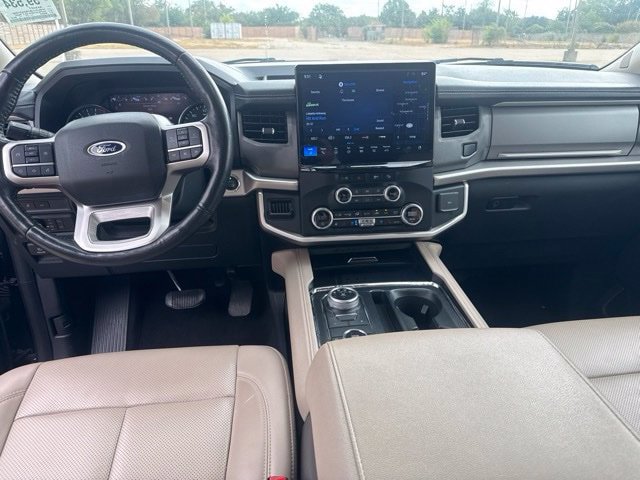 Used 2024 Ford Expedition Max XLT AWD/4WD image 16