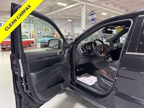 Used 2019 Jeep Grand Cherokee Limited w/ Luxury Group II AWD/4WD image 11