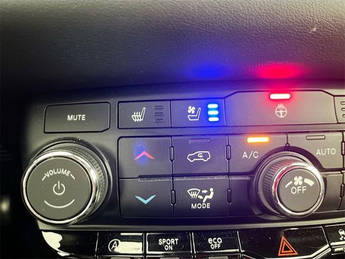 Used 2022 Dodge Durango Citadel image 19