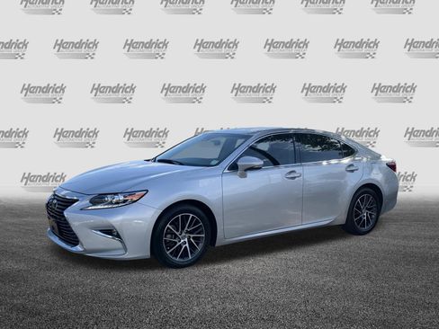 Used 2018 Lexus ES 350 w/ Luxury Package w/Wood Trim FWD image 5