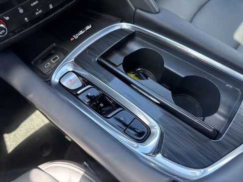 Used 2023 Buick Enclave Essence w/ Experience Buick Package image 25