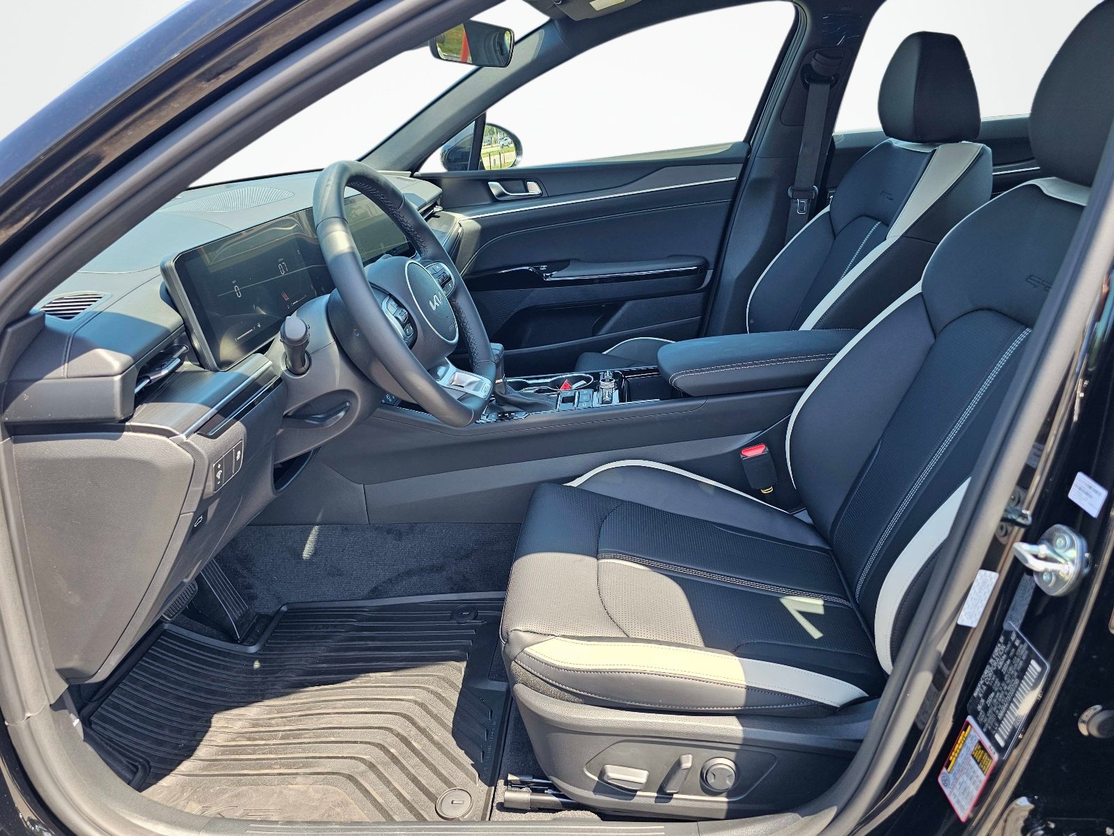 New 2026 Kia K5 GT-Line FWD image 16