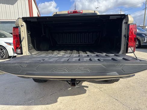 Used 2023 Chevrolet Colorado Trail Boss w/ Advanced Trailering Package image 8