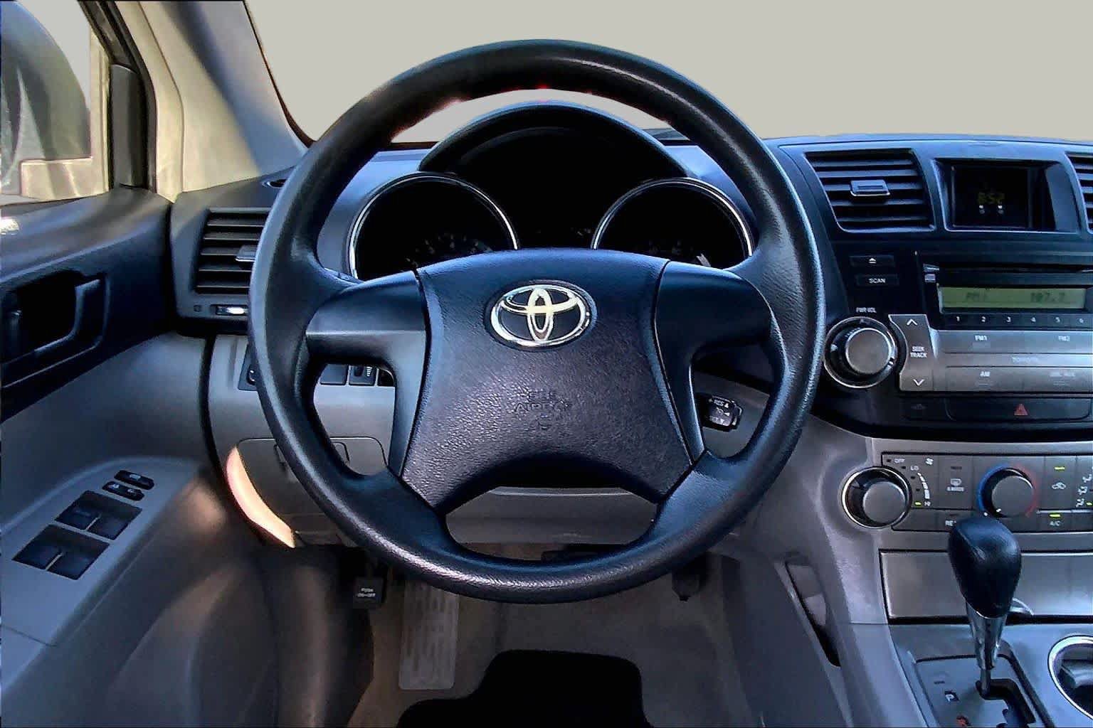 Used 2010 Toyota Highlander 2WD w/ Extra Value Pkg 2 image 5