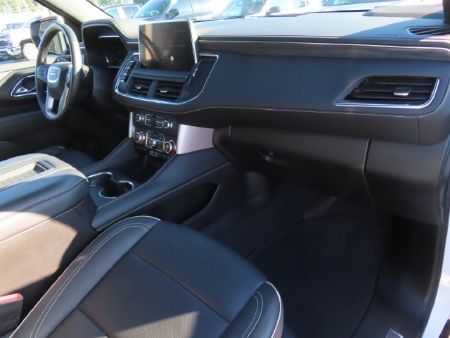 Used 2024 GMC Yukon XL SLT w/ SLT Luxury Package AWD/4WD image 53
