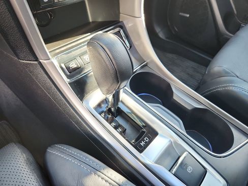 Used 2022 Subaru Ascent Limited w/ Technology Package image 22