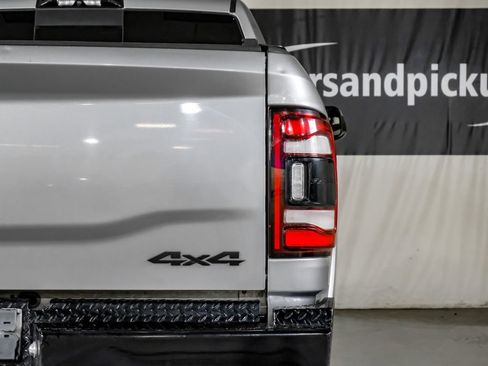 Used 2022 RAM 2500 Laramie w/ Night Edition AWD/4WD image 40
