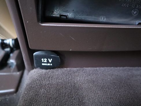 Used 2018 Mercedes-Benz GLE 350 GLE 350 4dr SUV image 32