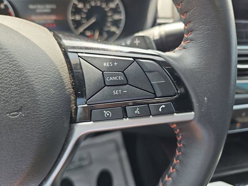 Used 2023 Nissan Altima 2.5 SR w/ SR Premium Package AWD/4WD image 23