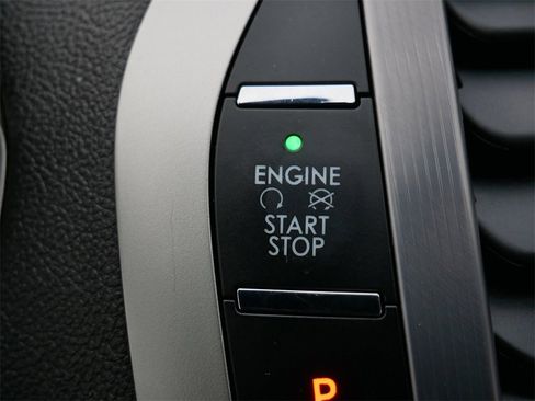 Used 2020 Lincoln MKZ AWD image 21