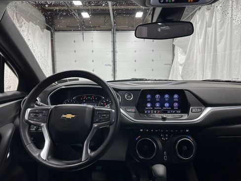 Used 2022 Chevrolet Blazer LT AWD/4WD image 16