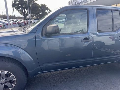 Used 2014 Nissan Frontier Desert Runner image 5