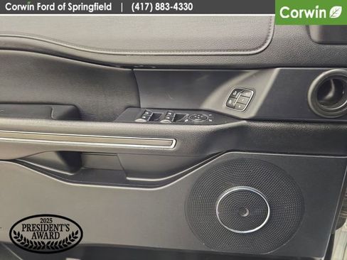Used 2020 Ford Expedition Max XLT w/ Equipment Group 202A AWD/4WD image 40