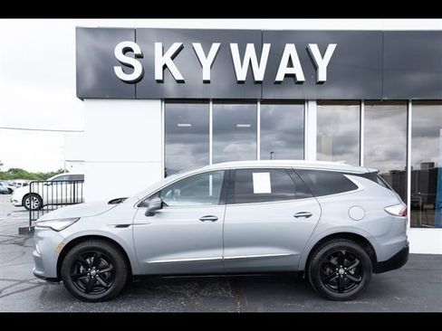 Used 2023 Buick Enclave Essence w/ Sport Touring Edition FWD image 2