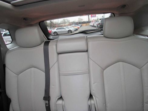 Used 2014 Cadillac SRX Luxury image 14