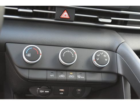 New 2026 Hyundai Elantra SE image 24