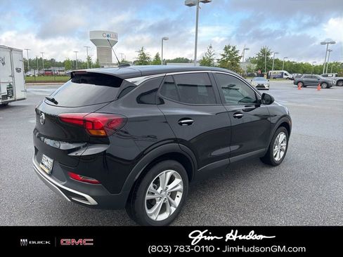 Used 2023 Buick Encore GX Preferred w/ Cold Weather Comfort Package FWD image 4