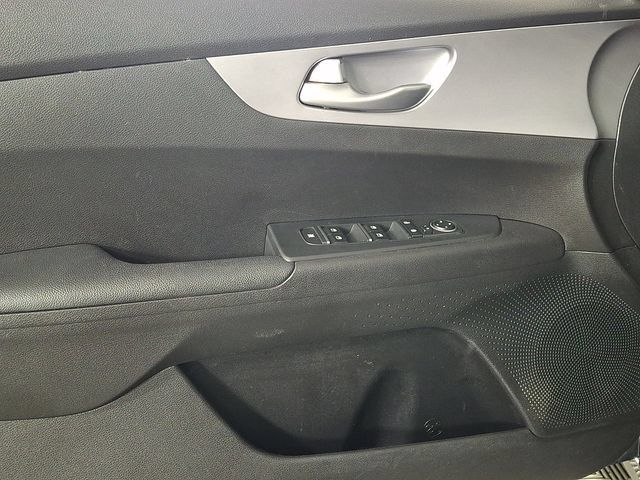 Used 2023 Kia Forte LXS FWD image 14