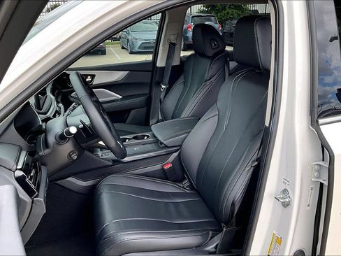 Certified 2026 Acura MDX FWD w/ Technology Package image 32