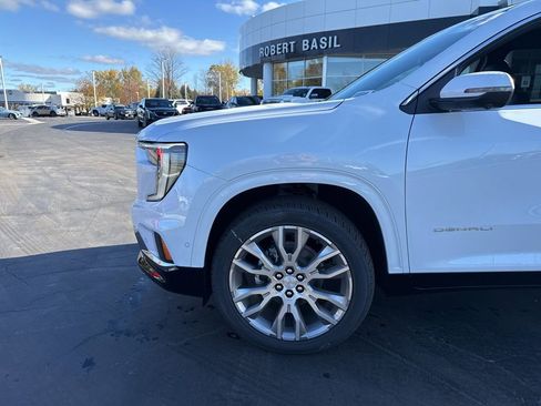 New 2026 GMC Acadia Denali image 5
