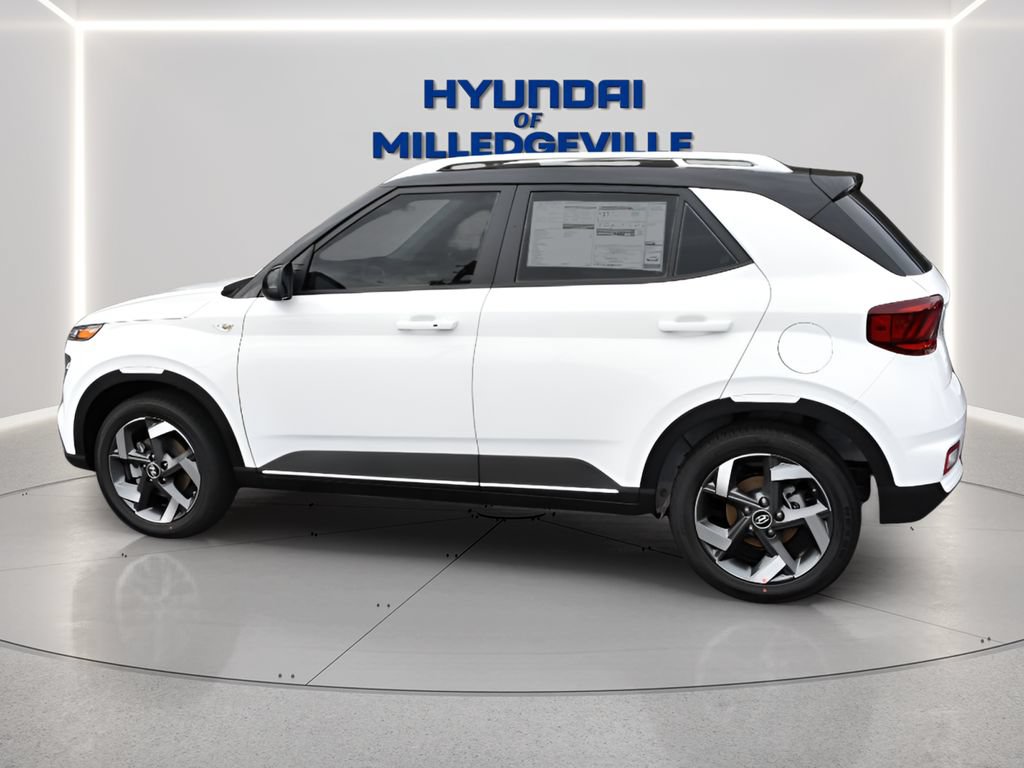 New 2026 Hyundai Venue SEL FWD image 2