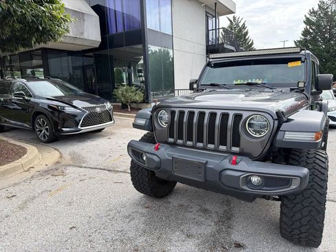 Used 2020 Jeep Wrangler Unlimited Rubicon AWD/4WD image 2
