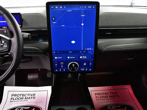 Used 2025 Ford Mustang Mach-E Premium image 23