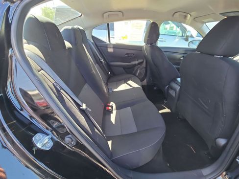 Used 2025 Nissan Sentra SV FWD image 15