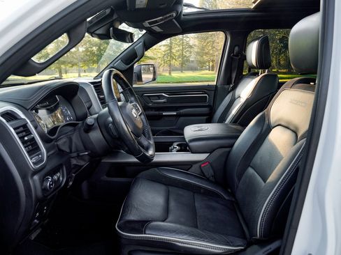 Used 2020 RAM 1500 Laramie image 5