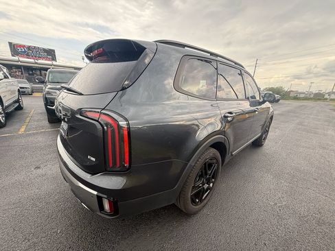 Used 2023 Kia Telluride EX X-Line AWD/4WD image 3