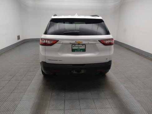 Used 2020 Chevrolet Traverse LT AWD/4WD image 6