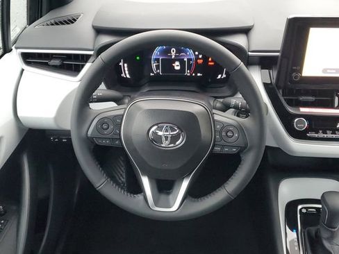New 2026 Toyota Corolla SE image 25