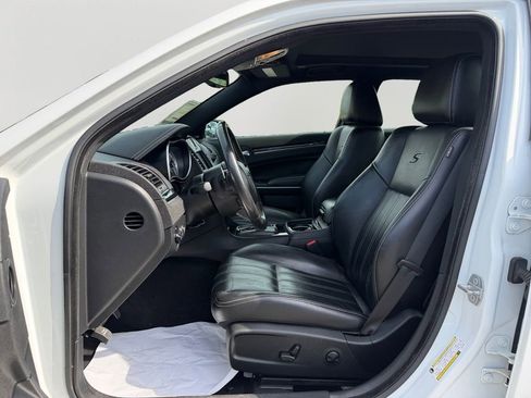 Used 2022 Chrysler 300 S RWD image 24