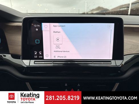 Used 2025 Volkswagen Atlas SE image 21