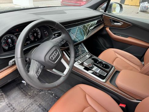 Used 2025 Audi Q7 3.0T Premium w/ Convenience Package AWD/4WD image 11