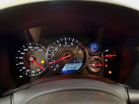 Used 2021 Nissan GT-R Premium image 36