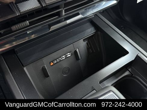 New 2026 GMC Hummer EV SUV AWD/4WD image 17
