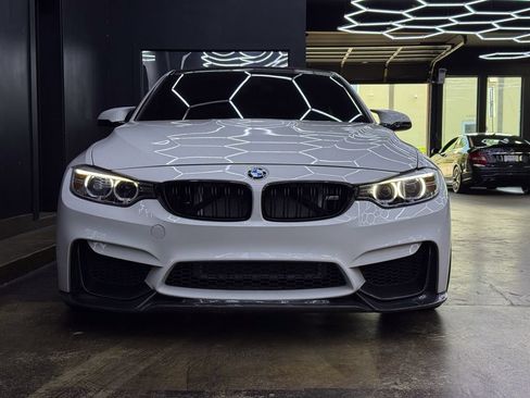 Used 2016 BMW M3 RWD image 2