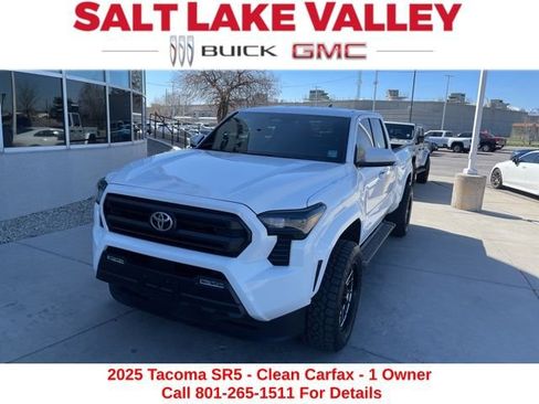 Used 2025 Toyota Tacoma SR5 image 2